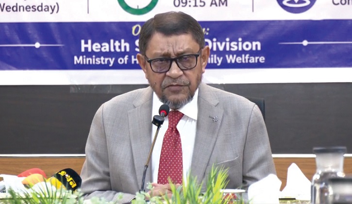 ‘টিকা নিয়ে দোষারোপ নয়, শিশুদের নিরাপত্তা নিশ্চিত করাই মূল অগ্রাধিকার’