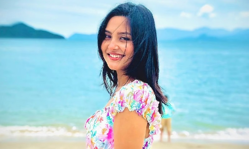 আমি এখন সিঙ্গেল না, সম্পর্কে আছি: নীহা
