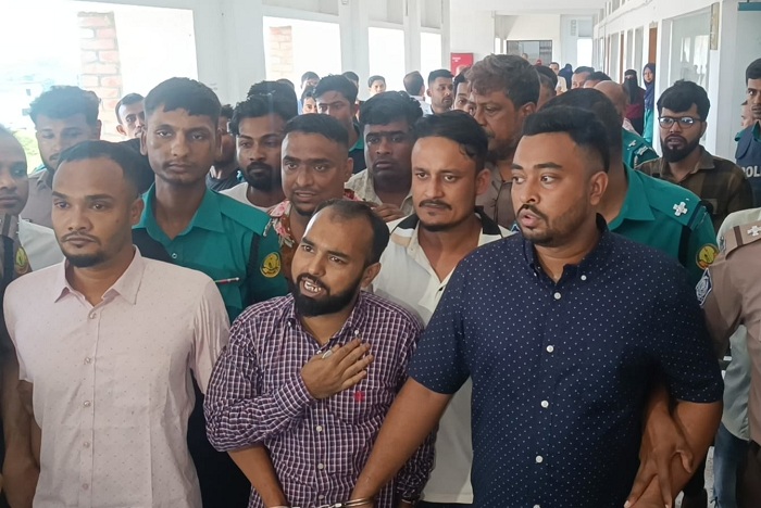 এমসি কলেজ ছাত্রাবাসে ধর্ষণ: সাইফুরের মৃত্যুদন্ড, ৩ জনের যাবজ্জীবন, ৪ জন খালাস