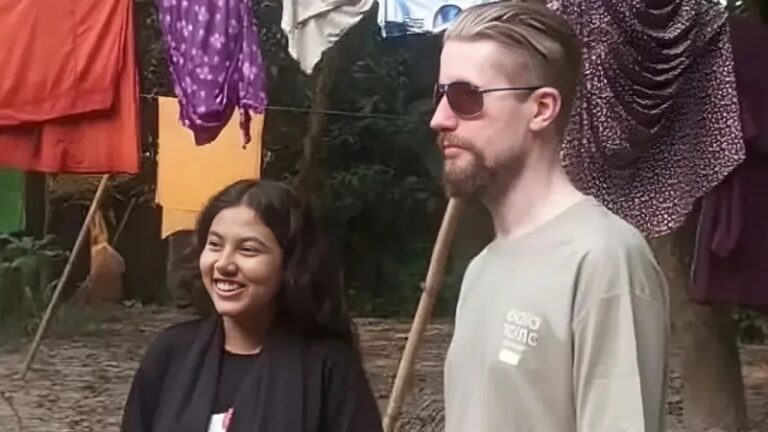 প্রেমের টানে জামালপুরে ফিনল্যান্ডের যুবক