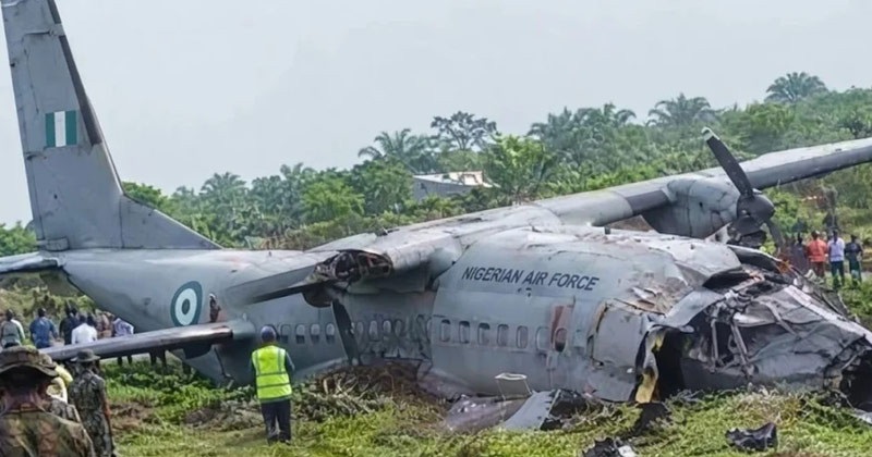 নাইজেরিয়ায় সামরিক বিমান বিধ্বস্ত, নিহত ৩২