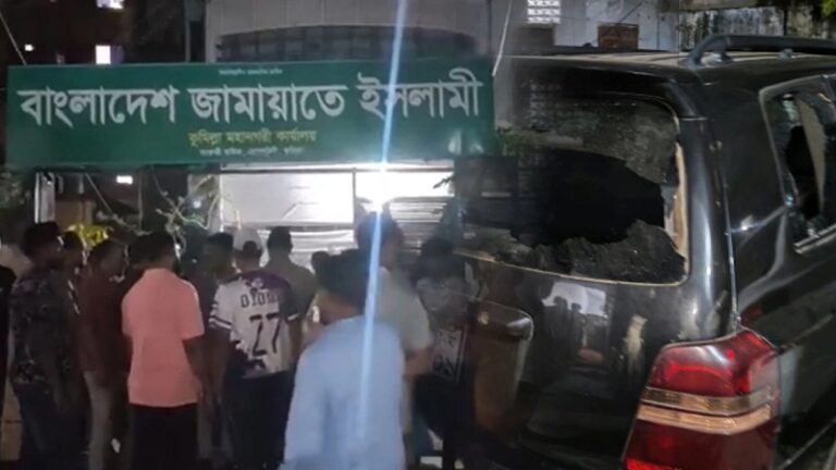 কমিটি নিয়ে জামায়াতের দুপক্ষের সংঘর্ষ, ককটেল বিস্ফোরণ
