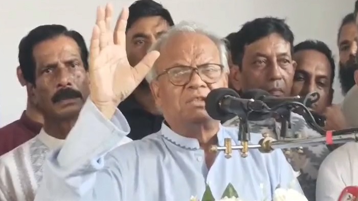 দেশে-বিদেশে ষড়যন্ত্র চালাচ্ছে পতিত সরকারের দোসররা: রিজভী